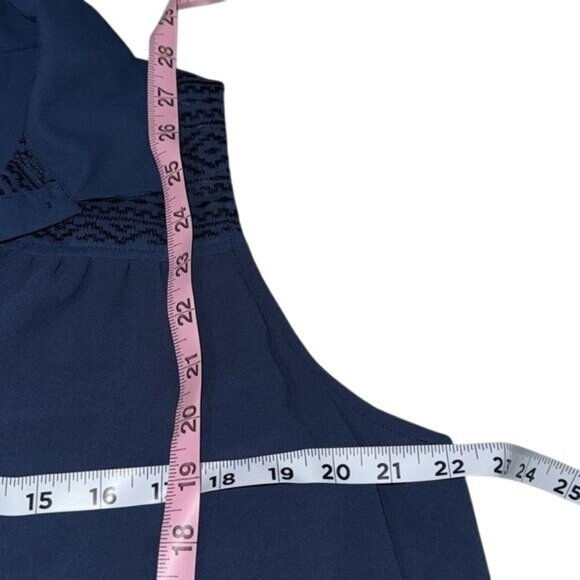 Sleeveless Blue Button-Down Blouse With Layered Hem XL - Picture 8 of 8